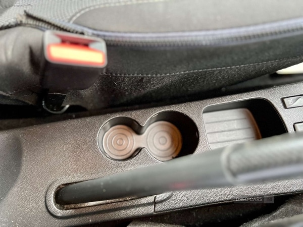 Used Renault Captur 2017 for sale - 76850711: Photo 38