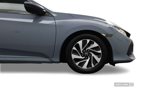 Used Honda Civic 2018 for sale - 76271036: Photo 10