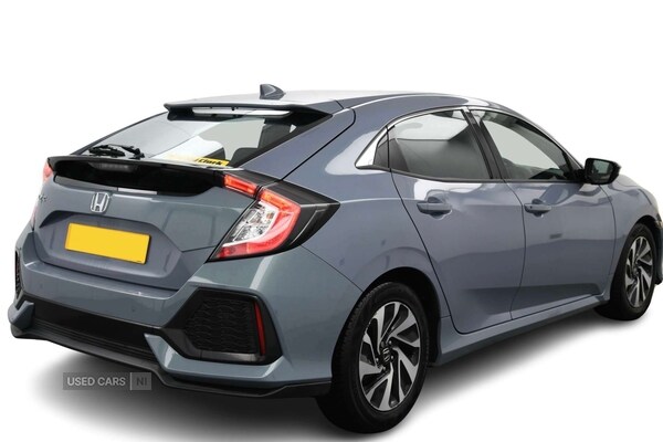 Used Honda Civic 2018 for sale - 76271036: Photo 5