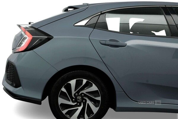 Used Honda Civic 2018 for sale - 76271036: Photo 7
