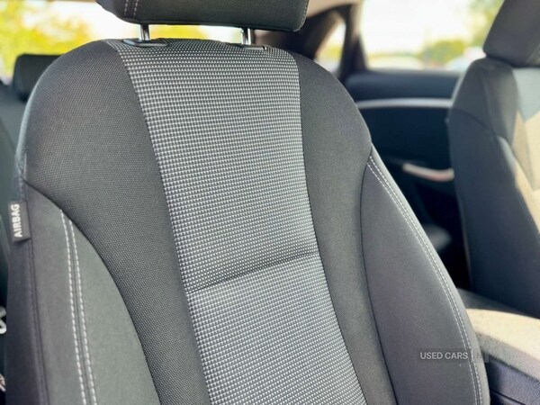 Used Hyundai i30 2015 for sale - 76585673: Photo 18