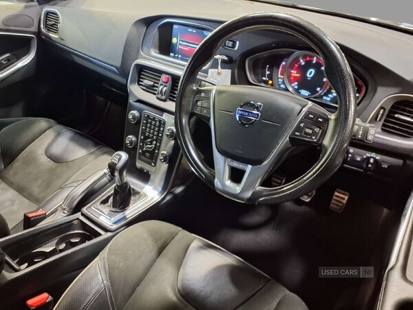 Used Volvo V40 2014 for sale - 76248280: Photo 17