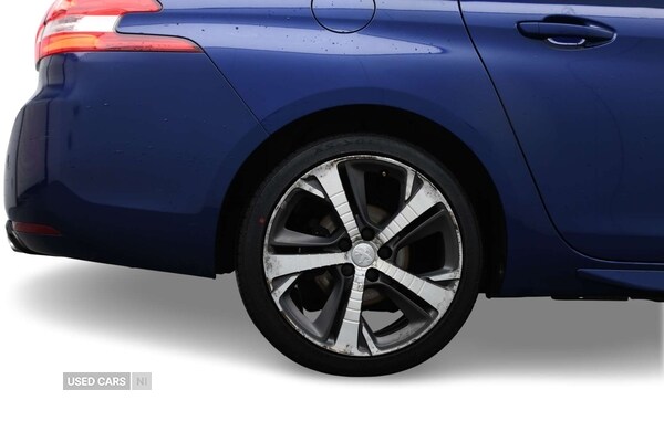 Used Peugeot 308 2017 for sale - 76528495: Photo 11