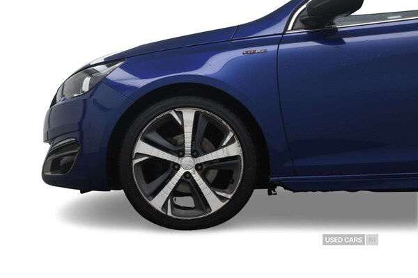 Used Peugeot 308 2017 for sale - 76528495: Photo 2