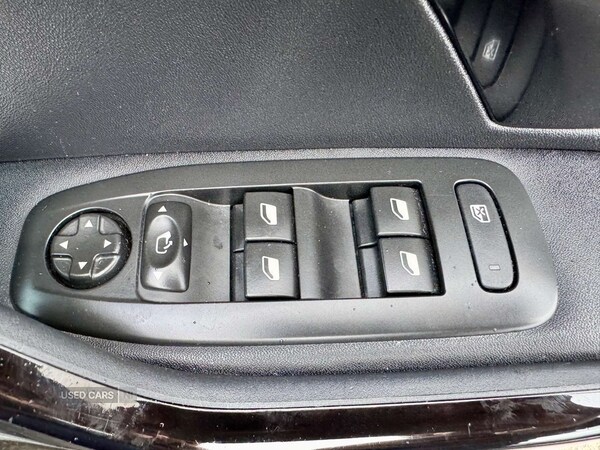 Used Peugeot 208 2017 for sale - 75733076: Photo 34