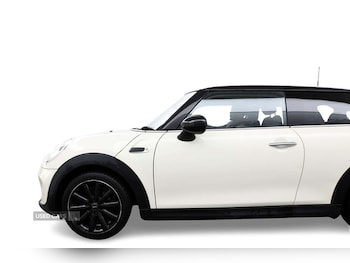 Used MINI Hatch 2018 for sale - 76002665: Photo
