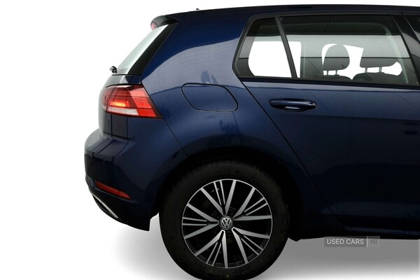 Used Volkswagen Golf 2018 for sale - 76389447: Photo 10