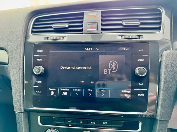 Used Volkswagen Golf 2018 for sale - 77456901: Photo 39