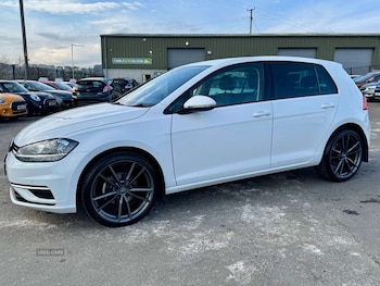 Used Volkswagen Golf 2018 for sale - 78830969: Photo