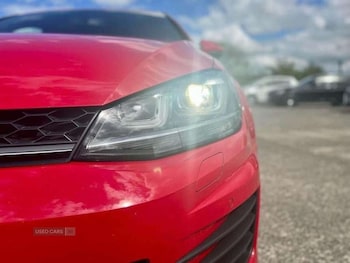 Used Volkswagen Golf 2017 for sale - 78947947: Photo
