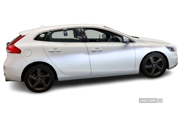 Used Volvo V40 2016 for sale - 77684881: Photo 6