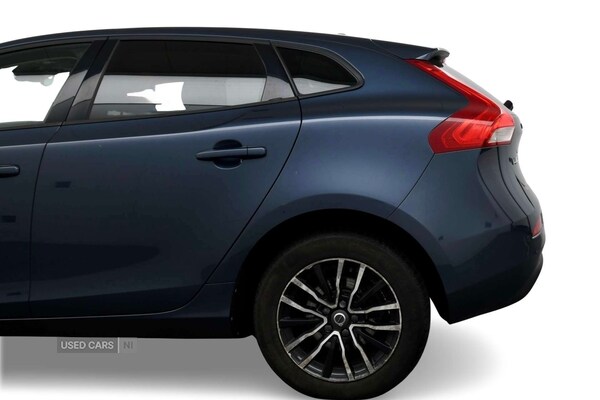 Used Volvo V40 2016 for sale - 76002879: Photo 5