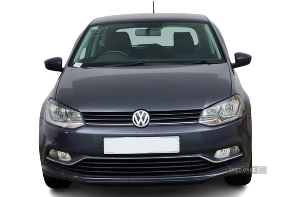 Used Volkswagen Polo 2015 for sale - 77400968: Photo 2