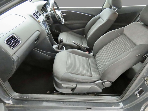 Used Volkswagen Polo 2015 for sale - 77400968: Photo 4