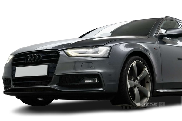 Used Audi A4 2015 for sale - 77982870: Photo 2