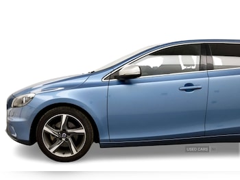 Used Volvo V40 2016 for sale - 78536301: Photo