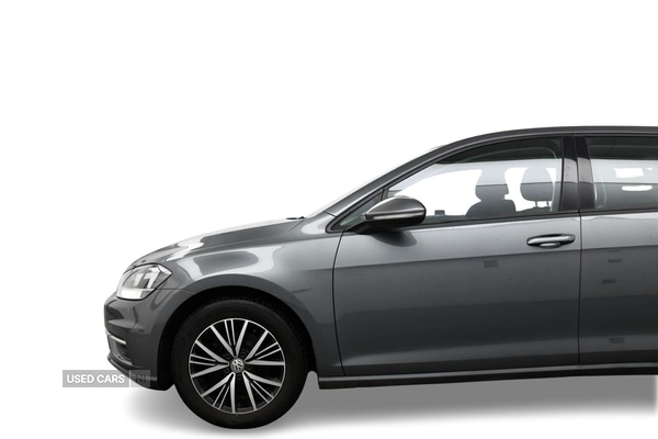 Used Volkswagen Golf 2018 for sale - 77387950: Photo 4