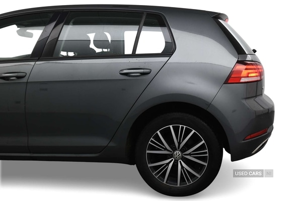 Used Volkswagen Golf 2018 for sale - 77387950: Photo 6