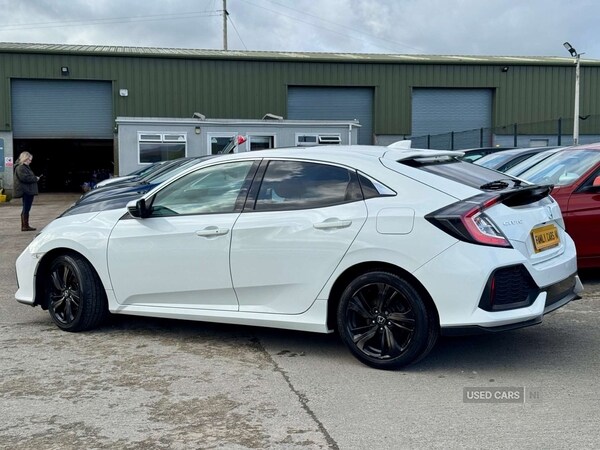 Used Honda Civic 2017 for sale - 77456890: Photo 12