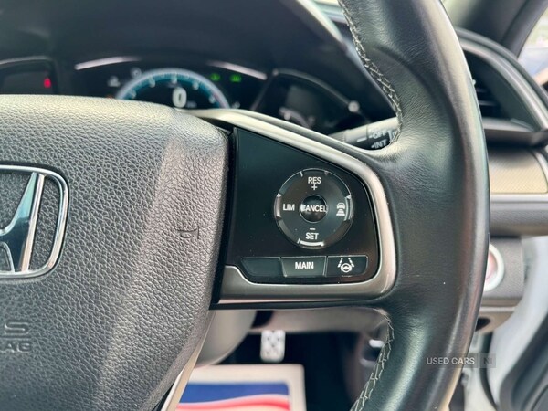 Used Honda Civic 2017 for sale - 77456890: Photo 29