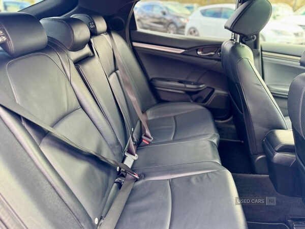 Used Honda Civic 2017 for sale - 77456890: Photo 46