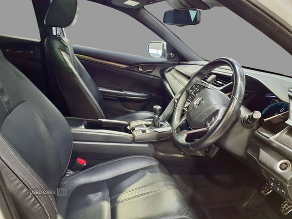 Used Honda Civic 2017 for sale - 77456890: Photo 6