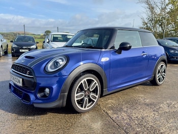 Used MINI Hatch 2018 for sale - 76179940: Photo 2