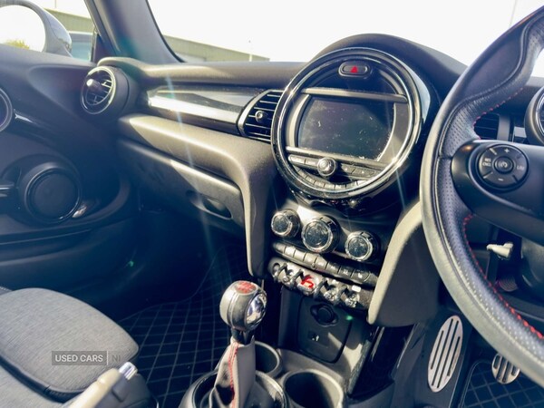 Used MINI Hatch 2018 for sale - 76179940: Photo 33
