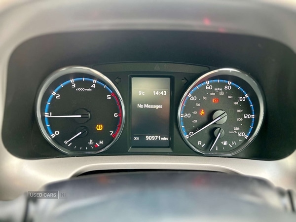 Used Toyota RAV4 2017 for sale - 76850738: Photo 30