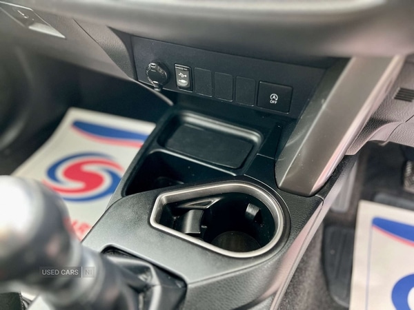 Used Toyota RAV4 2017 for sale - 76850738: Photo 31