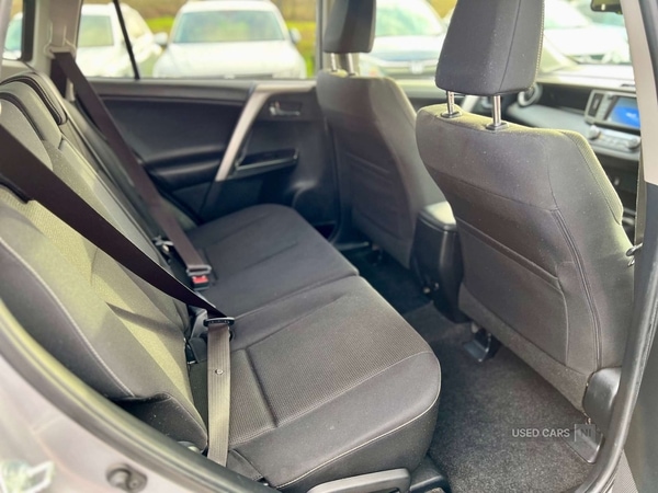 Used Toyota RAV4 2017 for sale - 76850738: Photo 38