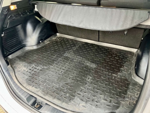 Used Toyota RAV4 2017 for sale - 76850738: Photo 42