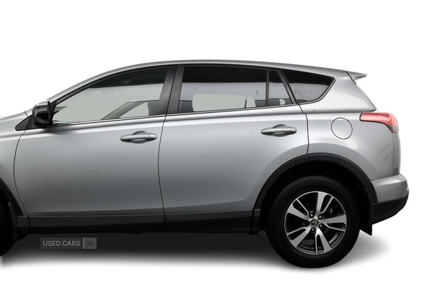 Used Toyota RAV4 2017 for sale - 76850738: Photo 5