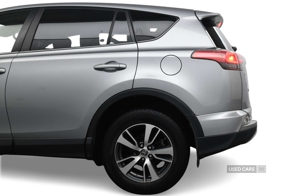 Used Toyota RAV4 2017 for sale - 76850738: Photo 6