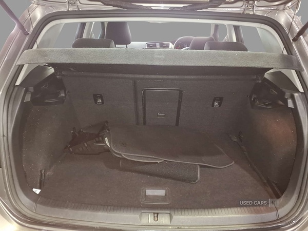 Used Volkswagen Golf 2016 for sale - 77098612: Photo 14