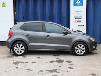Used Volkswagen Polo 2011 for sale - 77963766: Photo