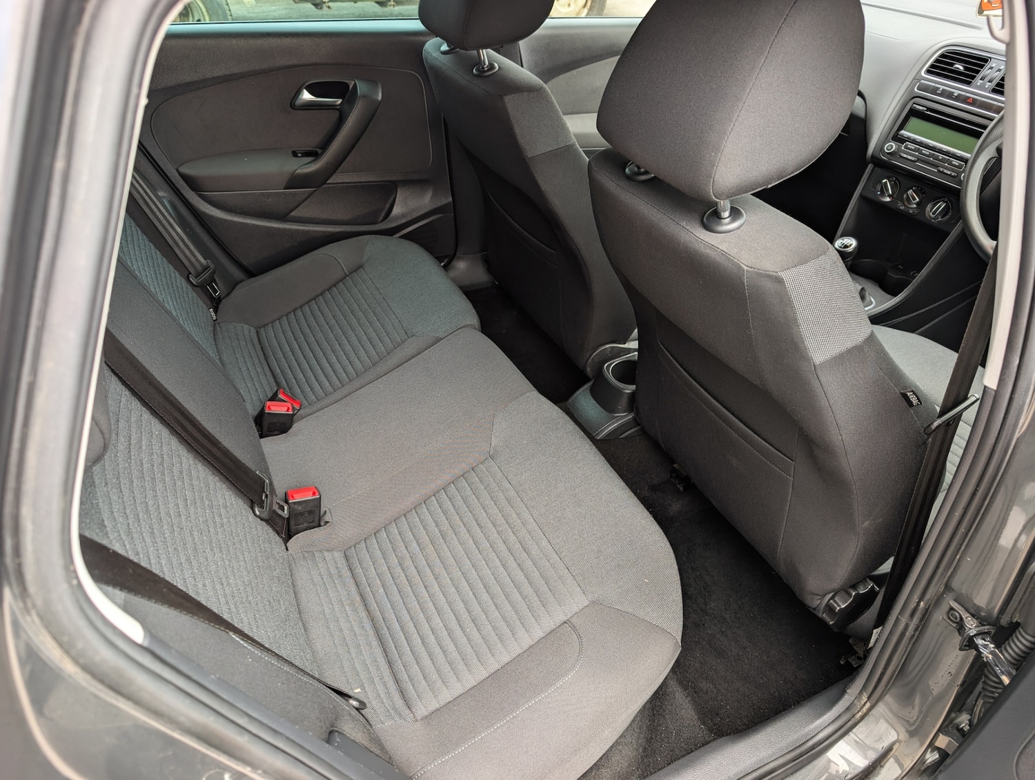 Used Volkswagen Polo 2011 for sale - 77963766: Photo 7