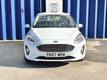 Used Ford Fiesta 2017 for sale - 79457350: Photo