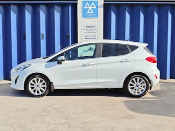 Used Ford Fiesta 2017 for sale - 79457350: Photo