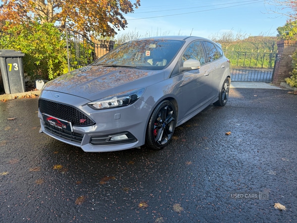 Used Ford Focus 2016 for sale - 76671965: Photo 2