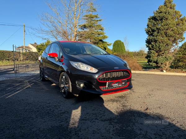 Used Ford Fiesta 2016 for sale - 76528600: Photo 1