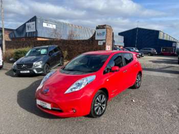 Nissan leaf 80kw on sale tekna 30kwh range