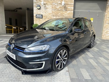 Used Volkswagen Golf 2015 for sale - 79119777: Photo