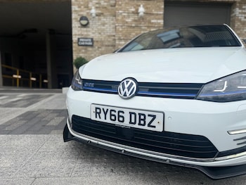 Used Volkswagen Golf 2017 for sale - 79114788: Photo