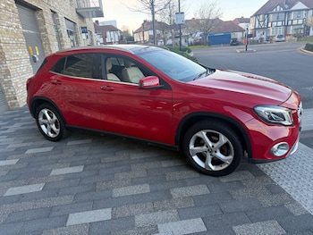 Used Mercedes-Benz GLA 2017 for sale - 78370637: Photo