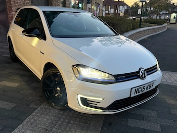 Used Volkswagen Golf 2015 for sale - 79612841: Photo