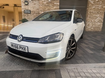 Used Volkswagen Golf 2016 for sale - 79198771: Photo