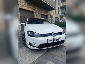 Used Volkswagen Golf 2016 for sale - 78474900: Photo