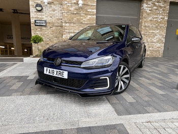 Used Volkswagen Golf 2018 for sale - 78833560: Photo