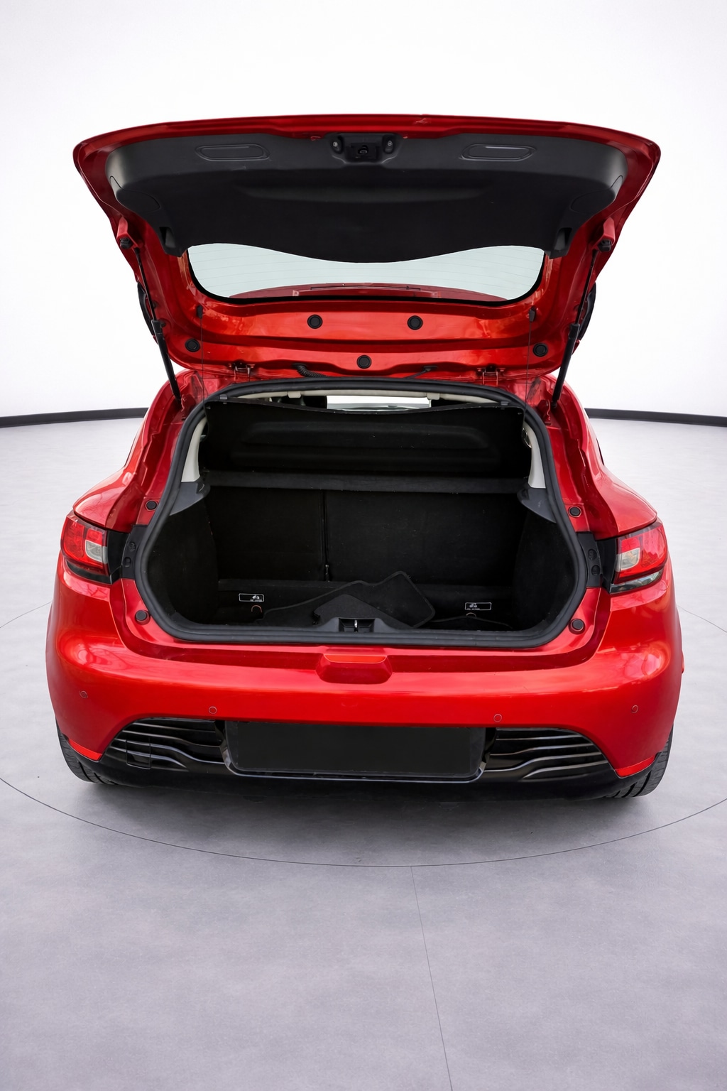 Used Renault Clio 2016 for sale - 77268301: Photo 4